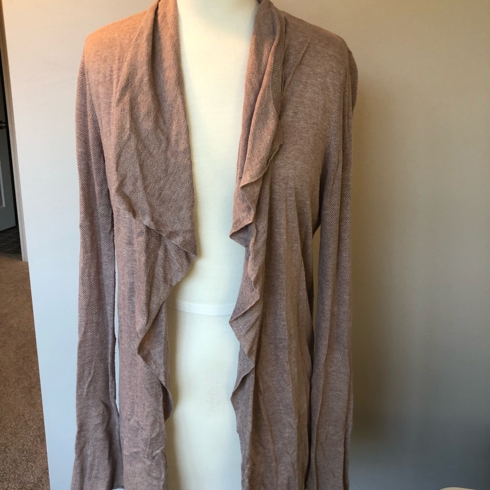 Lightweight Flutter Collar Cardigan - image 1